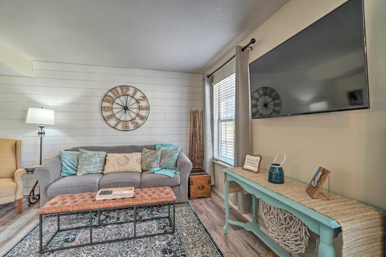 Centrally Located Branson Condo With Pool And Marina! 외부 사진